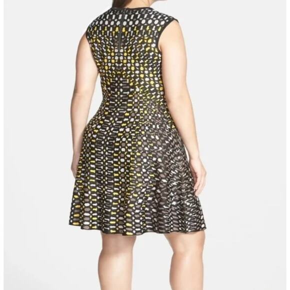 Nic + Zoe Jagged Dot Knit Fit n’ Flare Dress XL - Picture 2 of 6